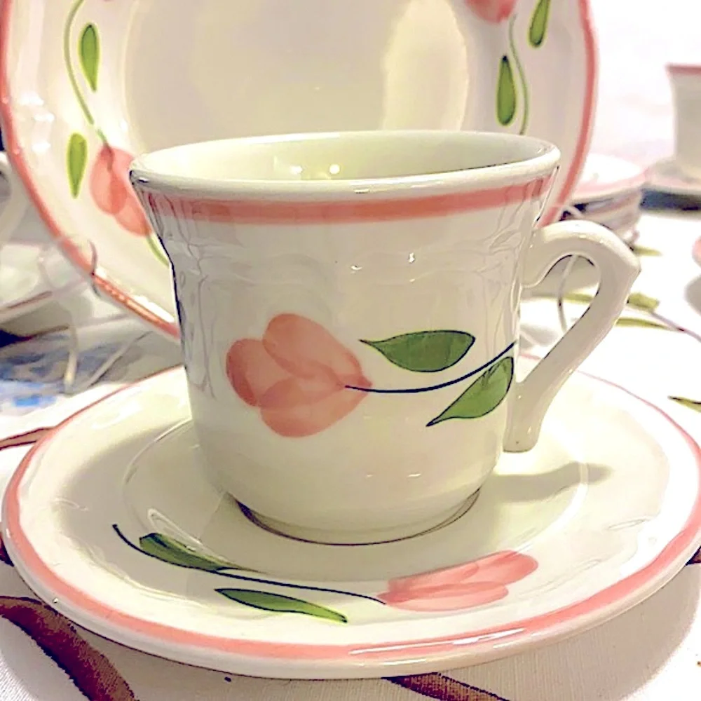 ITALIAN 1 Cup & 1 Saucer. Ceramic Quadrifoglio. Made in Italy.